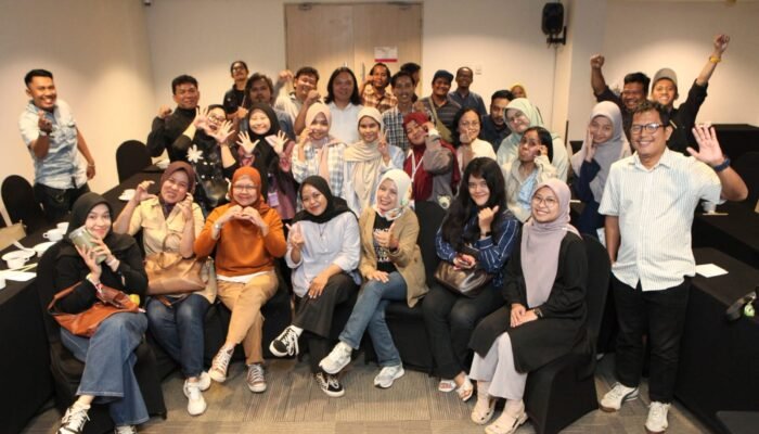 AJI Palembang dan Yayasan Mitra Hijau Dorong Jurnalis Perkuat Liputan Transisi Energi di Media Sosial