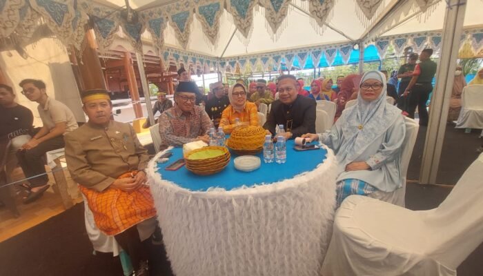 Festival Keris dan Badik Kamardikan, Sekwan DPRD Sulbar : Ini Upaya Pelestarian Warisan Budaya Nusantara