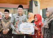 Bupati Subandi Naikan Honor Kader Kesehatan Harap Bisa Turunkan Angka Kematian Ibu dan Bayi serta Stunting