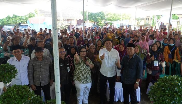 Sosialisasi Program Makan Bergizi Gratis Bersama Mitra Kerja BGN di Desa Karya Makmur SumSel