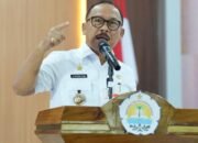 Suhardi Duka Paparkan Strategi Kunci Wujudkan Indonesia Emas 2045 di PKKMB Unsulbar