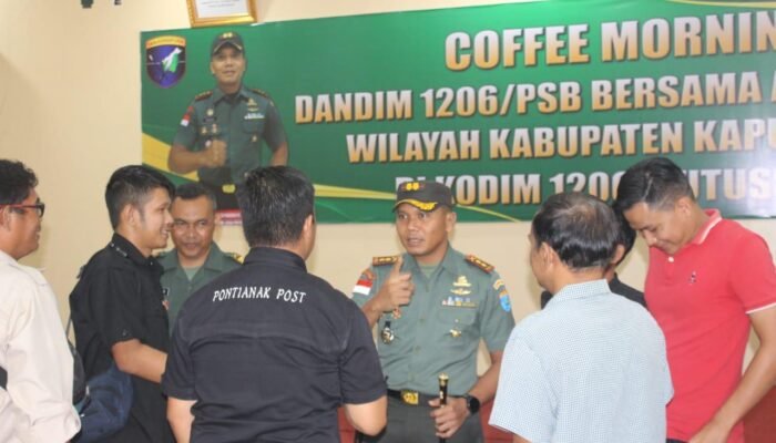 Dandim 1206 Putussibau : Profesi Media Adalah Profesi Strategis