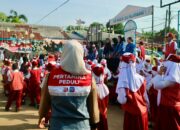 Merdekakan Akses Pendidikan, Pertamina Bagikan Peralatan Belajar Anak Sekolah di Palembang