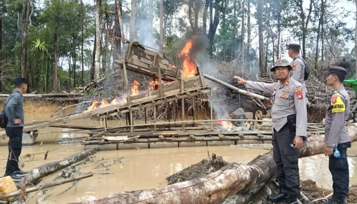 Patroli Cegah Aktivitas PETI di Sungai Tekudum Temukan Alat Penambang Emas