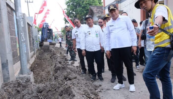 Bupati Sidoarjo Sidak Progres Proyek Betonisasi Bringinbendo Sepanjang 2.250 m