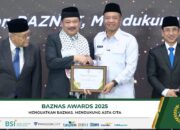 Kado Manis untuk Tulungagung, Bupati Gatut Sunu Bawa Pulang Penghargaan Nasional di BAZNAS Award 2025