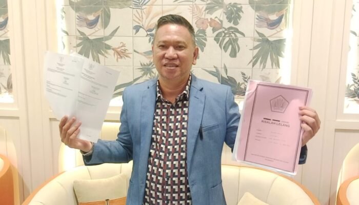 Hendak Cek Aset Perusahaan, Malah Dihadang Aksi Bakar Ban