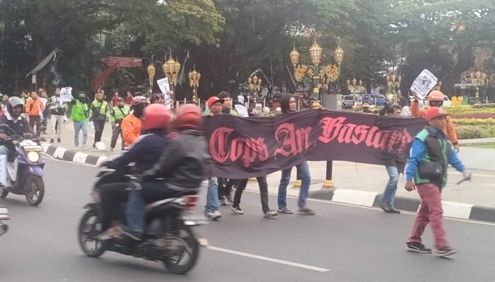Pasca Insiden Meninggal Sesama Rekan, Drivel Ojol Kota Malang Gelar Aksi Solidaritas