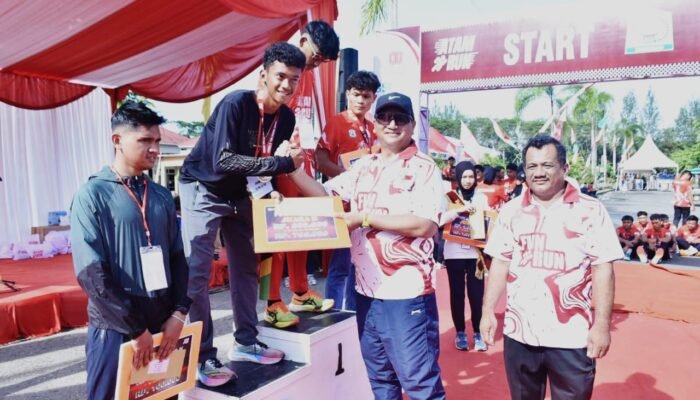 Disparpora Bareng Atam Run Gelar Even Lari Marathon, Bupati Aceh Tamiang Kibarkan Bendera Start