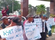 Koalisi Ormas Aktivis dan Mahasiswa Sumsel Gelar Aksi Demo Pertanyakan Pemberian Fasilitas Kredit Oleh Bank BRI kepada PT.BSS dan PT SAL