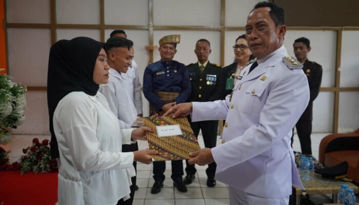 Warga Binaan Rutan Kelas IIB Putussibau dapat Remisi, Wabup Kapuas Hulu: Motivasi untuk Selalu Berperilaku Baik