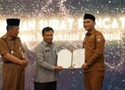 Apresiasi Potensi Daerah, Kanwil Kemenkum Jambi Serahkan Sertifikat Penghargaan dan Kekayaan Intelektual