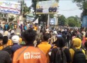 Ribuan Mahasiswa Kepung DPRD Jambi, Tuntut Pembubaran DPR dan Reformasi Polri