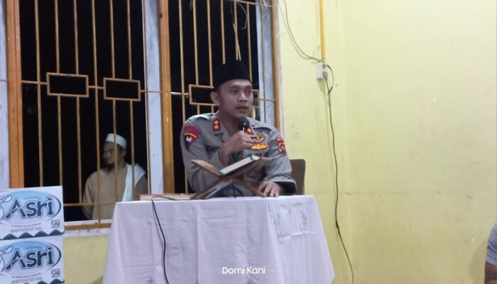 Kapolres Tanah Datar Kunjungi Surau ke-93 untuk Sampaikan Tausiah
