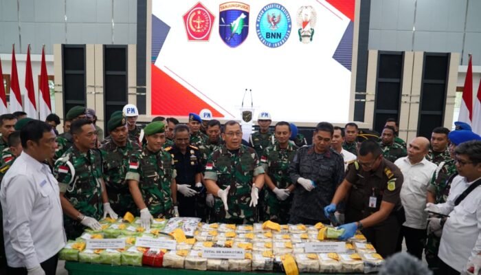 63 Kg Sabu Berhasil Diamankan, Kodam XII/Tanjungpura Serahkan Pelaku ke BNNP Kalbar