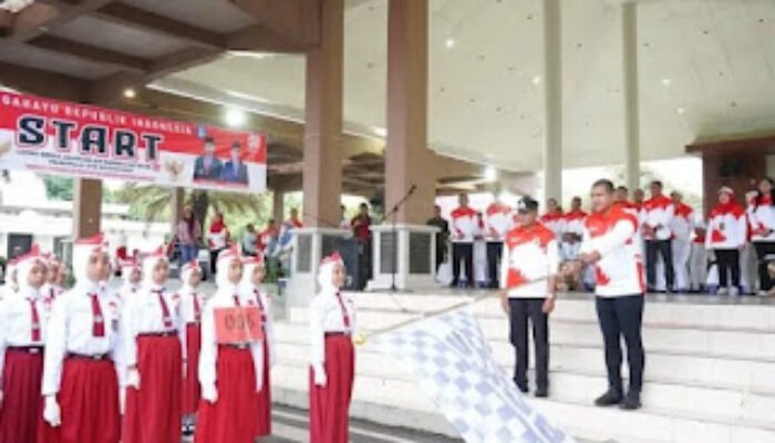 Semarak HUT RI Ke-80, Ratusan Pelajar SD dan SMP Kota Prabumulih Ikut Berpartisipasi Lomba Gerak Jalan