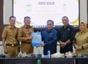 Walikota Prabumulih Hadiri Rapat Kerja Banggar DPRD dan Serah Terima KUA, PPAS Perubahan Anggaran 2025