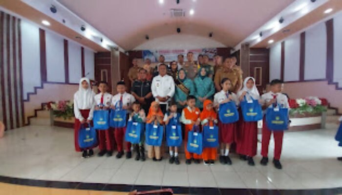 Program Baju Pelajar Prabumulih Gratis Cak Arlan Franky