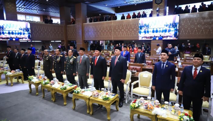 Dari Palembang, Herman Deru Saksikan Momen Bersejarah Pidato Perdana Presiden Prabowo