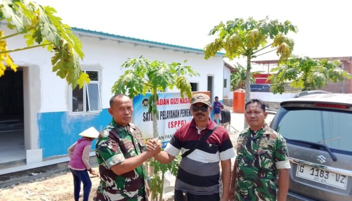 Danramil Ulujami Dampingi Program Makan Bergizi Gratis di Bumirejo, Pemalang