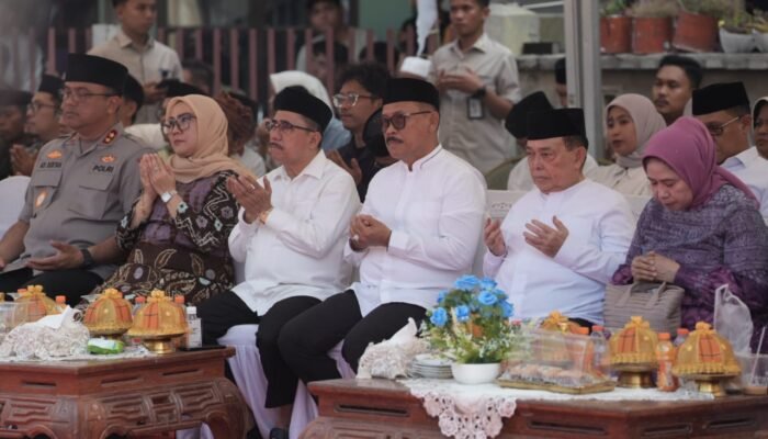 Teladani Nabi, Wagub Sulbar Ajak Masyarakat Jaga Bumi Lewat Akhlak Rasulullah