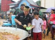 ‘Kuali Merah Putih’ Bersama Bobon Santoso di Perbatasan RI–Malaysia Kapuas Hulu