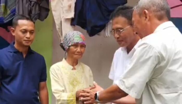 Bupati Herdiat Bantu Warga Ciamis Tinggal di Tenda Darurat, Sariem Terharu Rumahnya Akan Dibangun Kembali