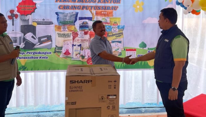 Bulog Putussibau Gelar RPK Gathering