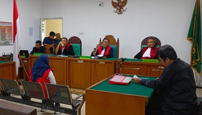 Oknum Hakim PN Palembang Larang Wartawan Foto Sidang Narkoba
