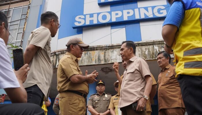 Ishak Mekki Sebut Revitalisasi Pasar Shopping Centre Merupakan Kebutuhan Mendesak