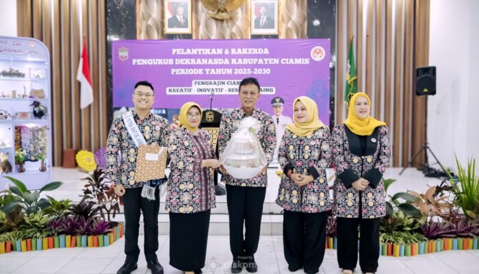 Bupati Ciamis Dorong Inovasi Kerajinan Lokal: “Jangan Sampai Produk Kita Diklaim Daerah Lain”