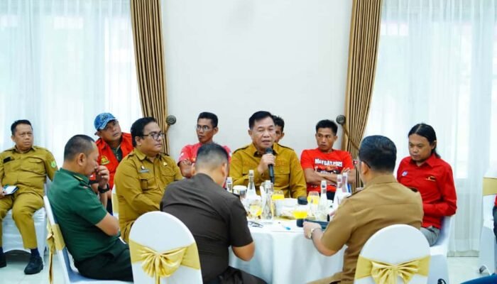 Bupati H M Toha Tohet Duduk Bersama Pengurus FSBPI, Dengarkan Aspirasi dari Para Buruh Perkebunan