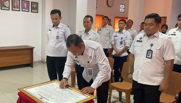 Lapas Kelas IIA Sidoarjo Teken Komitmen Bersama Pemberantasan Narkoba, Handphone, dan Barang Terlarang