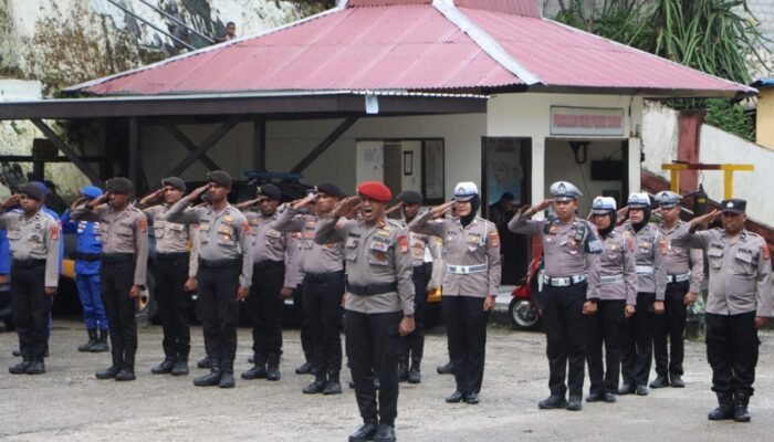 Polres Fakfak Laksanakan Apel Pamapta, Wujud Pelayanan Lebih Cepat, Responsif dan Humanis