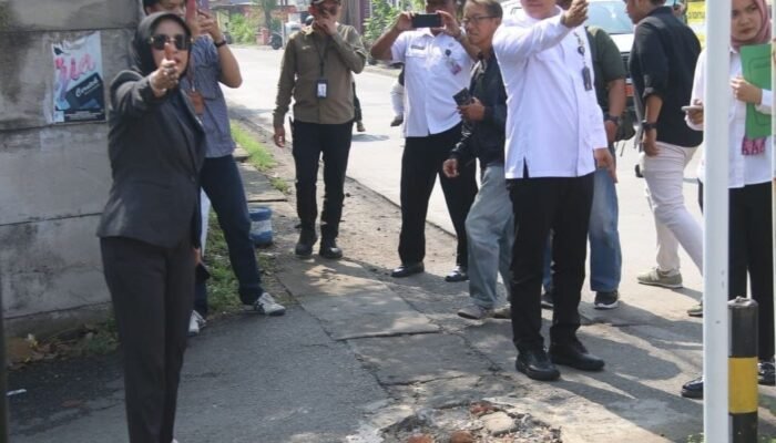 Pemkab Sidoarjo Perlebar Jalan di Pelintasan Kereta Api Desa Gelam untuk Mengurangi Kemacetan