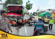 Kecelakaan Maut Libatkan Bus Harapan Jaya dan Dua Motor di Tulungagung, Dua Perempuan Tewas di Tempat