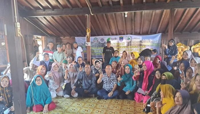 Warga Lebuh Rarak Pedamaran OKI Olah Limbah Menjadi Produk Bermanfaat