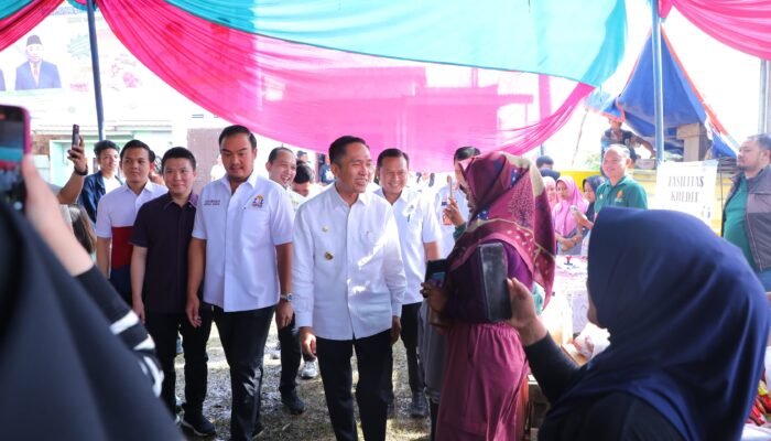 Sinergi Pemkot dan HIPMI Palembang Perkuat Ekonomi Warga Pinggiran Lewat Pasar Murah