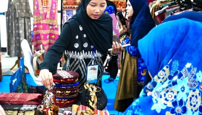 Pertamina Patra Niaga Regional Sumbagsel Dukung Lampung Ethnica Lestarikan Budaya Lewat Busana dan Pemberdayaan Masyarakat
