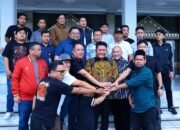 Herman Deru Duduk Bersama Manajemen SFC Cari Terapi Selamatkan Klub Kebanggaan dari Zona Degradasi