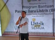 Program BPBL, Menteri ESDM Alirkan Listrik ke Ratusan Rumah Warga di Fakfak