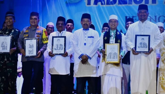 Antusias Membludak, Warga Hadiri Tausiyah Ustadz Kondang Dr. H. Das’ad Latif di Aceh Tamiang