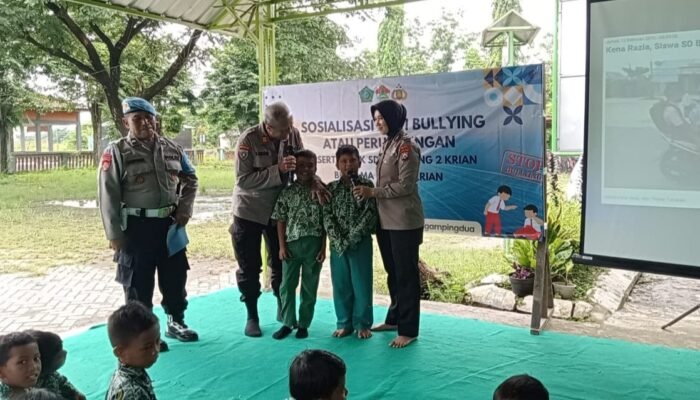 Polsek Krian Gelar Sosialisasi Anti-Bullying di SDN Gamping 2 untuk Ciptakan Lingkungan Sekolah Aman dan Nyaman