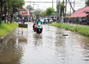 Bupati Subandi Sidak ke Sejumlah Lokasi Banjir di Kawasan Sidoarjo Kota
