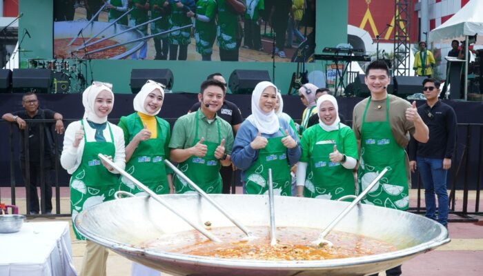 Kegiatan Arisan Sahabat Mama Lemon Jadi Ajang Pemberdayaan Ibu-Ibu, Dua TP PKK Kolaborasi Masak Pindang Tulang