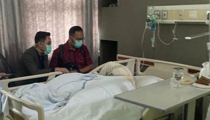 PH: Haji Alim Kecam Pemasangan Borgol Kaki dan CCTV serta Penggunaan Foto Lama dalam Pemberitaan