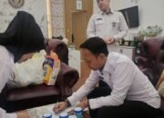Jaga Komitmen, Seluruh Pegawai Rutan Kelas I Palembang Dites Urine