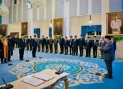 Presiden Prabowo Subianto Melantik Dwiarso Budi Santiarto Sebagai Wakil Ketua MA Bidang Non Yudisial di Istana Negara
