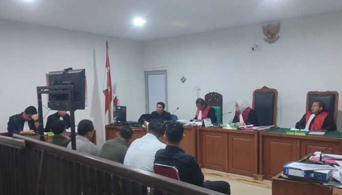 Saksi Dealer Mobil Ungkap Dedi Ajukan Kredit Toyota Hilux Gunakan Data dr. Silvi Dwi Putri