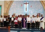 Bupati Karo Hadiri Ibadah Minggu Dengan Membawa Sukacita dalam Rangka Safari Natal 2025